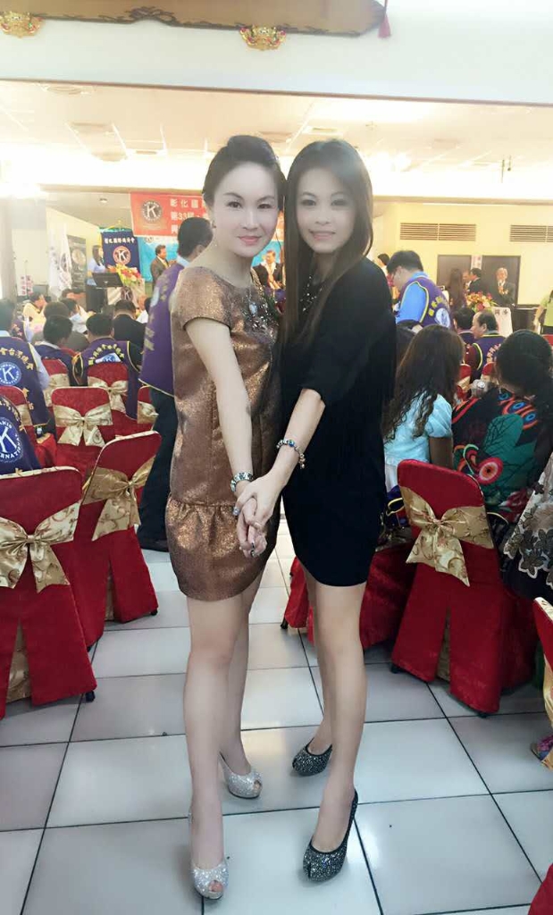 29天清一百吨垃圾，正妹靓机壮丽环岛行