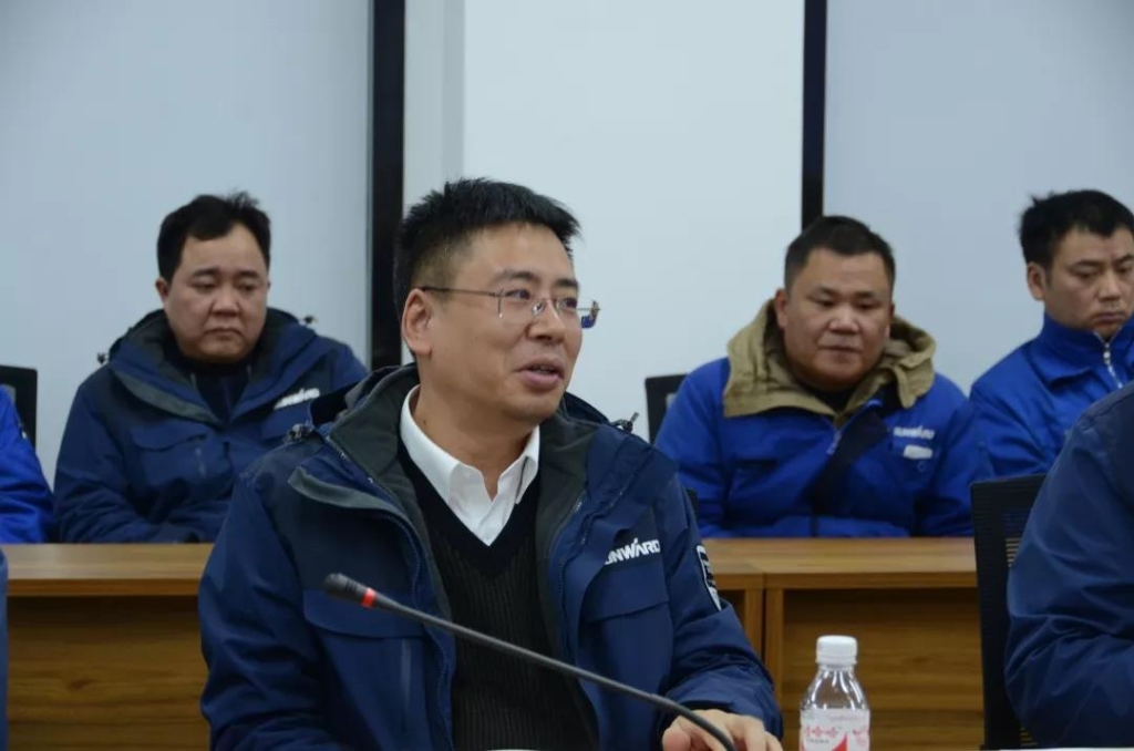 9001cc金沙以诚为本智能召开春节难题职工座谈会