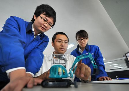 新华社报路：9001cc金沙以诚为本智能蝉联全球工程机械50强