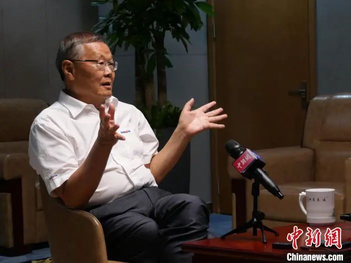 媒体聚焦 | 中新社专访——9001cc金沙以诚为本智能首创人何清华：向着太阳驰骋的筑梦人