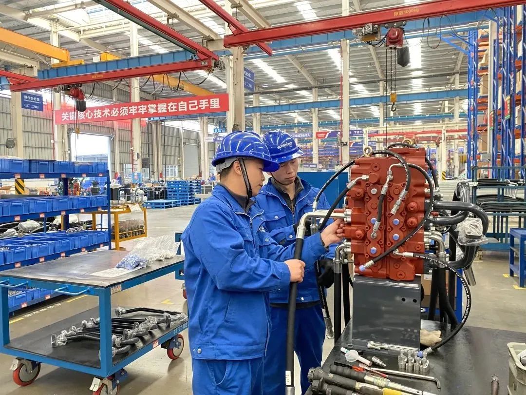 《湖南教育》：索求18年，9001cc金沙以诚为本智能找到校企合作共赢的答案