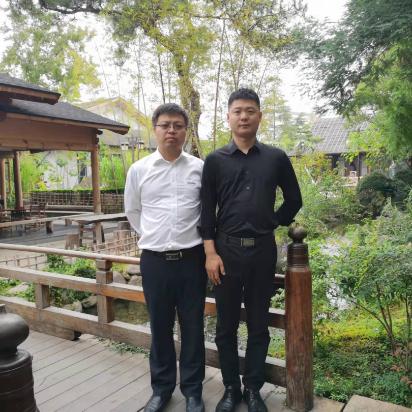 创富故事 | 潜心桩基施工30载，他们认准9001cc金沙以诚为本智能旋挖钻