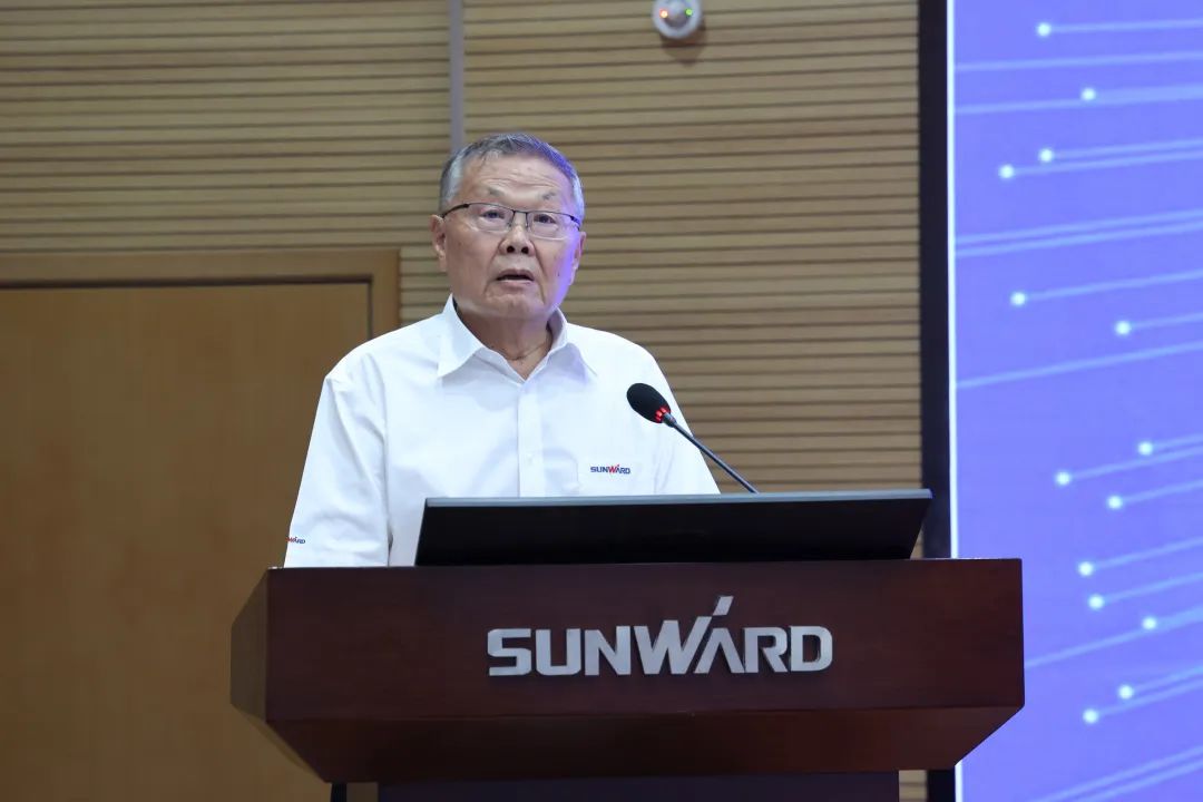 创新引领，智造将来！“2022院士专家长沙杏妆高端设备高质量发展钻研会隆沉进行