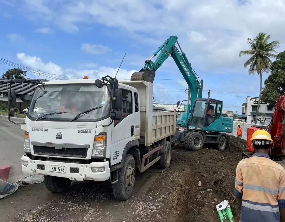 “9001cc金沙以诚为本绿”迈向南太平洋岛，9001cc金沙以诚为本智能轮挖助力斐济基础设施建设