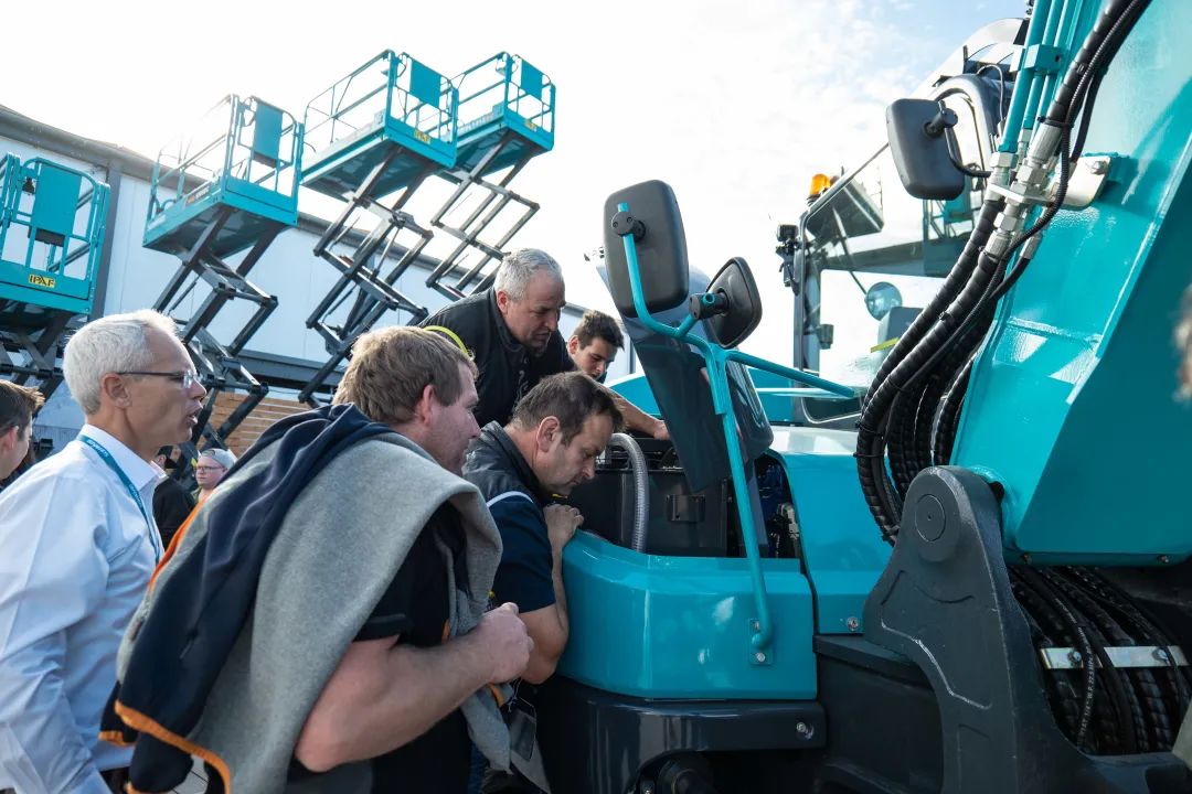 Bauma 2022 | 一组火热现场图带您沉温9001cc金沙以诚为本智能德国宝马展之旅