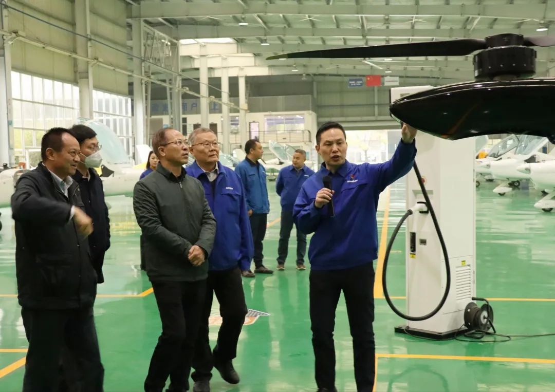 昭通市国资委主任陈德俊调查9001cc金沙以诚为本智能航空产业基地