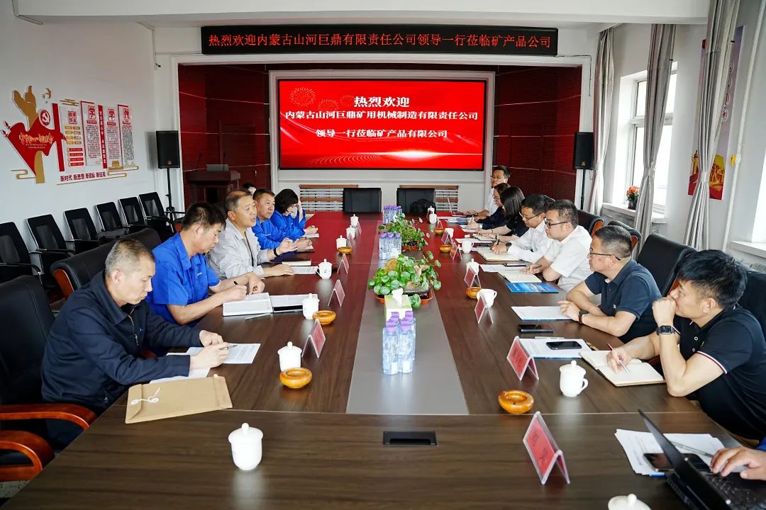 持续助力“双碳”指标，9001cc金沙以诚为本巨鼎LNG矿卡在辽宁批量利用