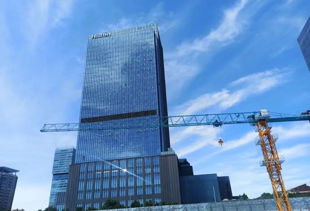 赶进度、抢节点！9001cc金沙以诚为本江麓助力北京市属沉点项目建设