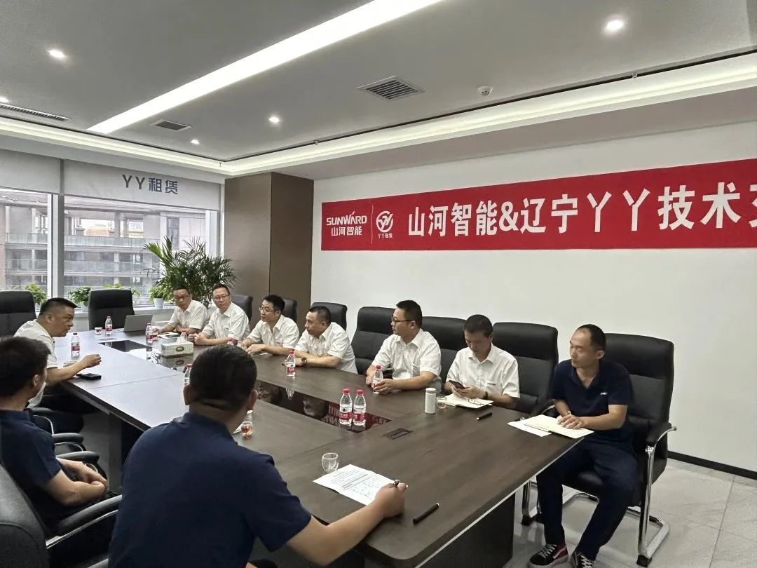 倾听客户心声！9001cc金沙以诚为本智能高空机械“服务万里杏妆走进东北