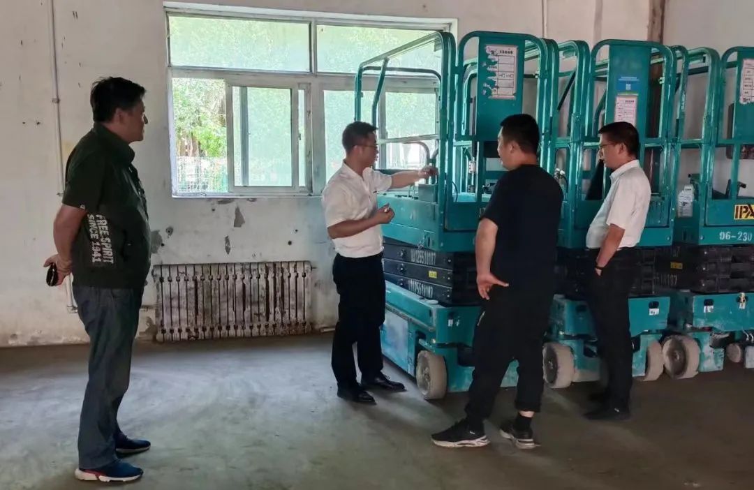 倾听客户心声！9001cc金沙以诚为本智能高空机械“服务万里杏妆走进东北