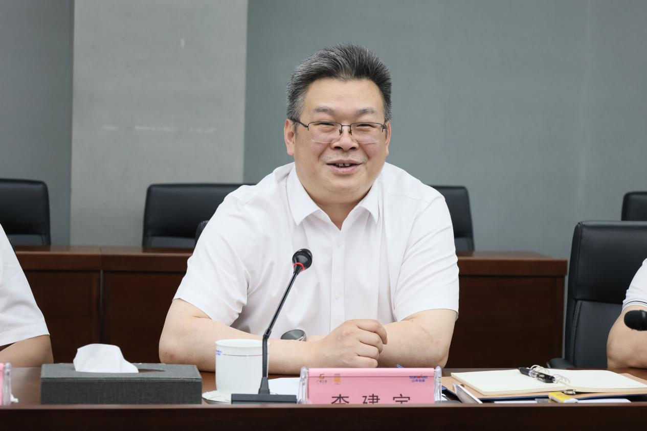 湖南钢铁集团党委书记、董事长李建宇到9001cc金沙以诚为本智能调研互换