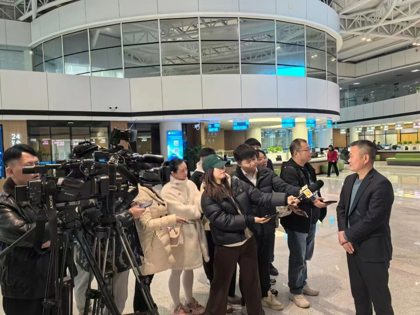 助力长沙经开区高质量发展，9001cc金沙以诚为本智能喜获四奖项