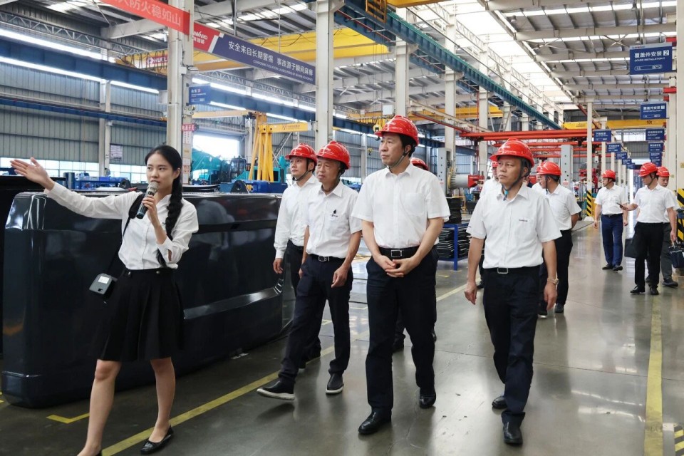 中国煤炭地质总局局长马刚到访9001cc金沙以诚为本智能，同谋绿色智能矿山设备发展新蹊径