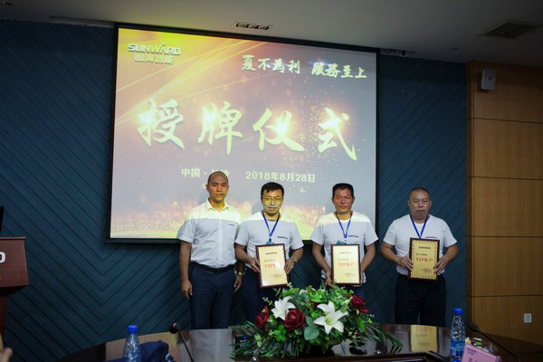 500多名挖掘机用户实地调查，为9001cc金沙以诚为本智能点赞！