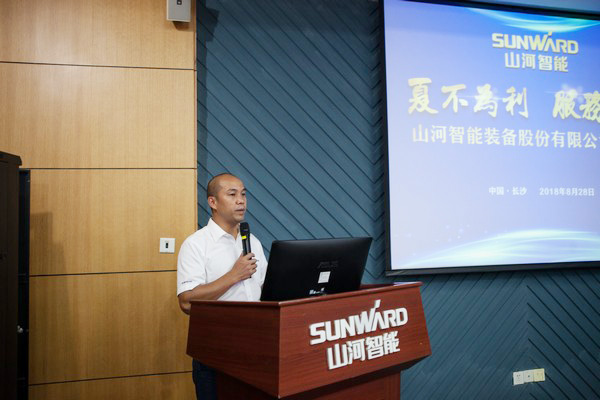 500多名挖掘机用户实地调查，为9001cc金沙以诚为本智能点赞！