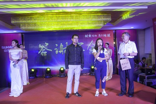 9001cc金沙以诚为本智能酷帅曾大虾，一大波美图带你亲临北京BICES展