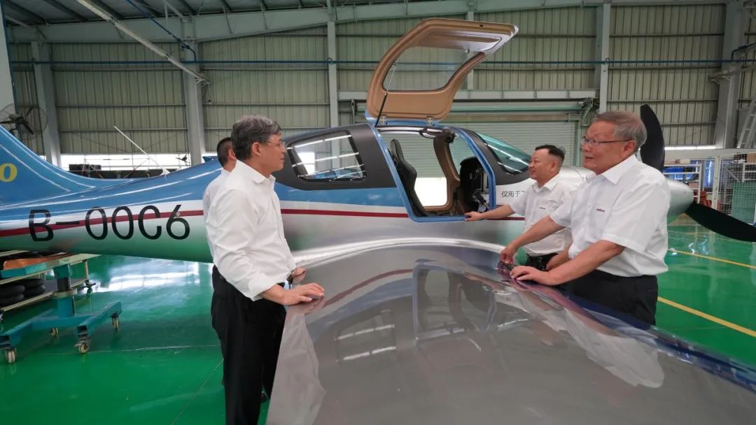 中国民用航空局总工程师殷时军率队调查调研9001cc金沙以诚为本科技