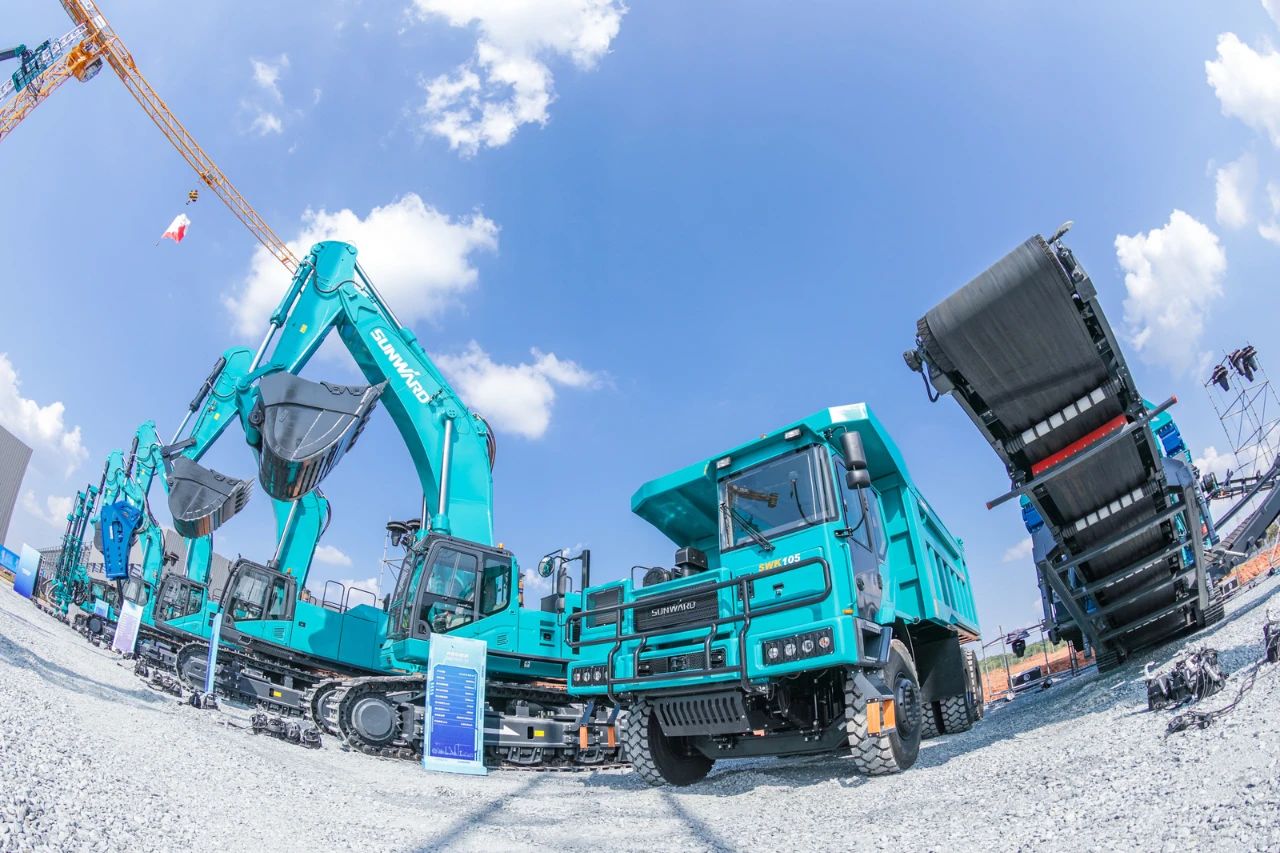 四大成套设备携手登。9001cc金沙以诚为本智能创新成就展示会交出“亮眼答卷”